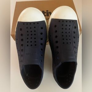 Native navy blue size 12